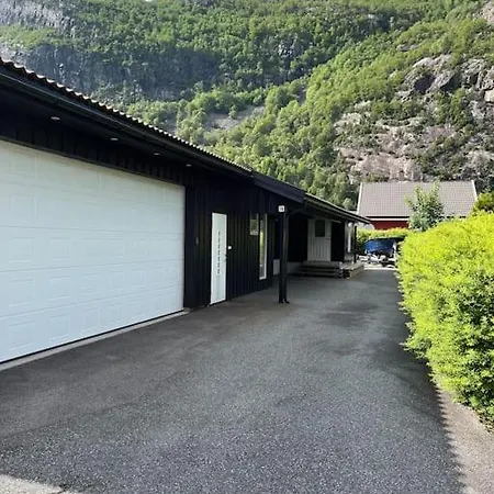 Hus Med Stor Hage - Check Bilder For Dlsc0unt What App 45 - 5 0 3!! Villa *