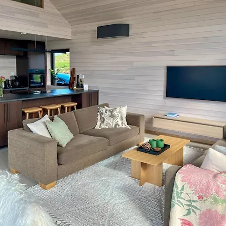 别墅 With Mountain View! *